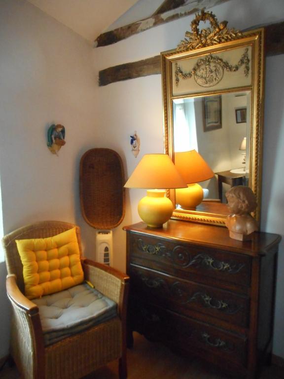 Bed and Breakfast Petit Grenier Douillet De Cathie Roquemaure  Exterior foto